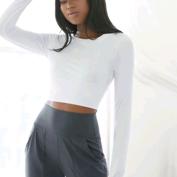 Long sleeve crop tops - Picture 2 of 6
